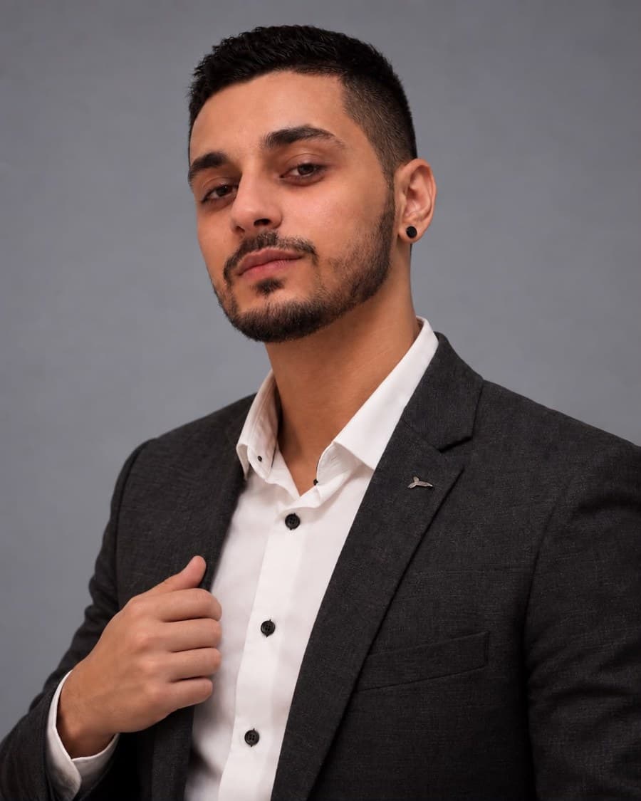 Retrato de Gil, sócio e líder técnico de IA e automação da tino